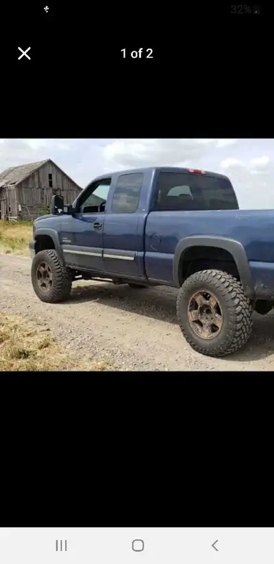 17" Chevy / GMC 6-Lug Aluminum Rims – Set of 4 Price: $150 Selling a set of four factory 17-inch alu...