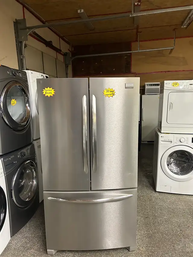 Frigidaire French Door Refrigerator works great-30 days warranty in Refrigerators in Kitchener / Waterloo - Image 2