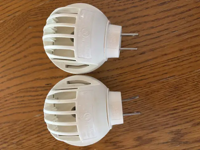 Feliway classic diffusers for cats x2 in Accessories in Saskatoon - Image 2