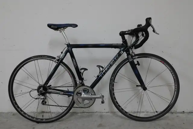 Trek Madone 5.9SL in Road in City of Toronto - Image 2