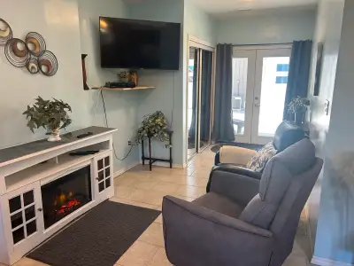2 Bedroom Apartment, Furnished, Wifi, EV Charging, BBQ