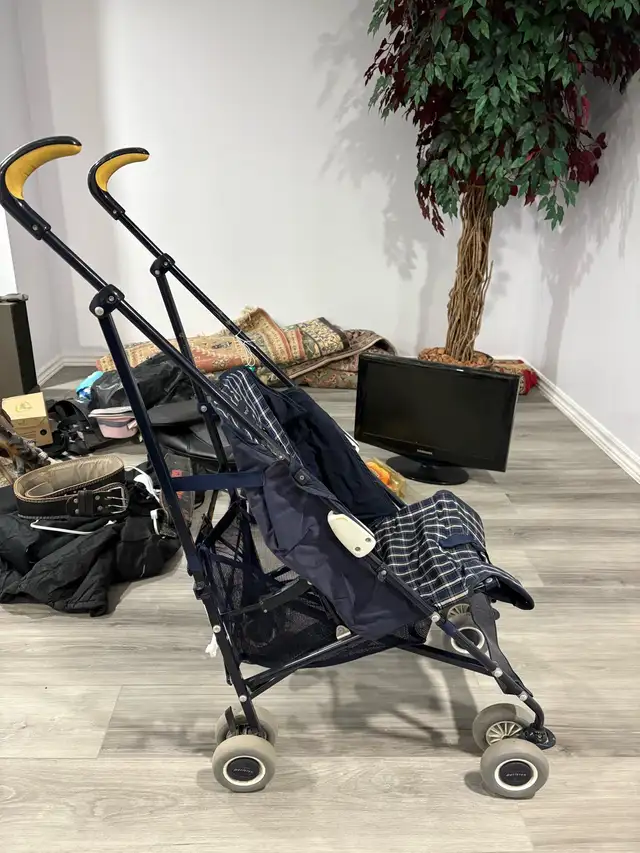 Maclaren Stroller in Strollers, Carriers & Car Seats in Ottawa - Image 3