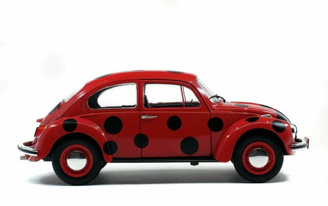 1/18 Solido VW Kafer Beetle 1303 New Model Diecast dans Art et objets de collection  à Laval/Rive Nord - Image 2