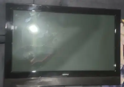 Vimax 42" ( no remote works fine ), View more
