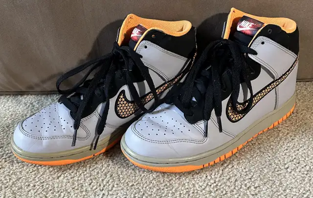 Men’s Nike Dunk High “Superhuman” Shoes in Men's Shoes in Oshawa / Durham Region - Image 2
