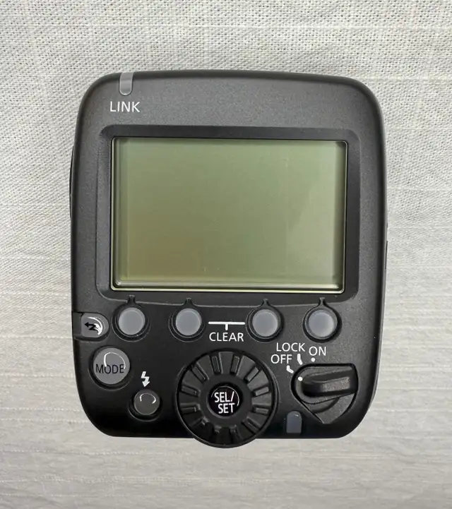 Canon Speedlite Transmitter ST-E3-RT – Mint / Like New in Box