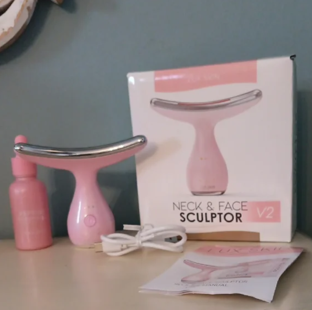 Lux Skin Neck & Face Sculptor V2