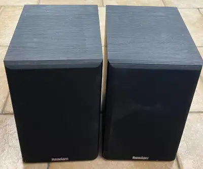 Vintage Paradigm Titan Bookshelf Speakers, View more