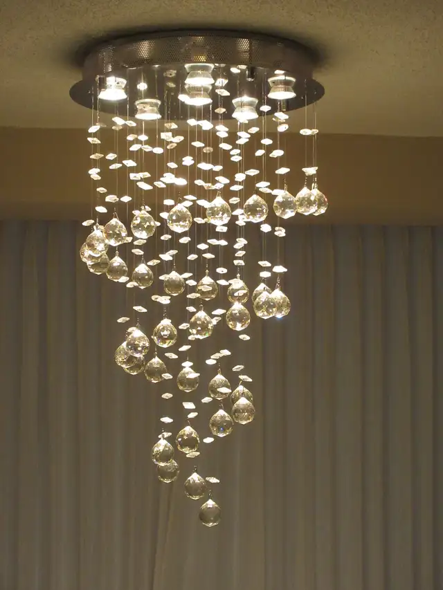 Austrian CRYSTAL Chandelier in Indoor Lighting & Fans in Ottawa - Image 2