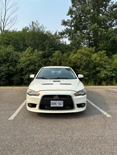 Selling my 2009 Mitsubishi Lancer Ralliart. Great balance of performance and practicality with Mitsu...