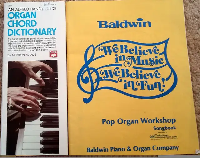 Piano/Theory/Hymnbooks/Classical/more.... in Pianos & Keyboards in Strathcona County - Image 6