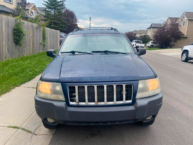 Jeep Grand Cherokee Laredo in Cars & Trucks in Calgary