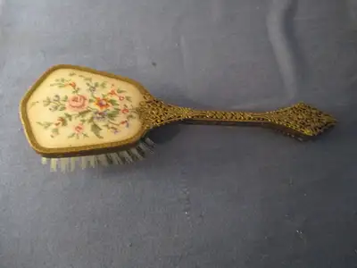 VINTAGE BRASS VANITY CLOTHES BRUSH-VICTORIAN STYLE-COLLECTIBLE!, View more