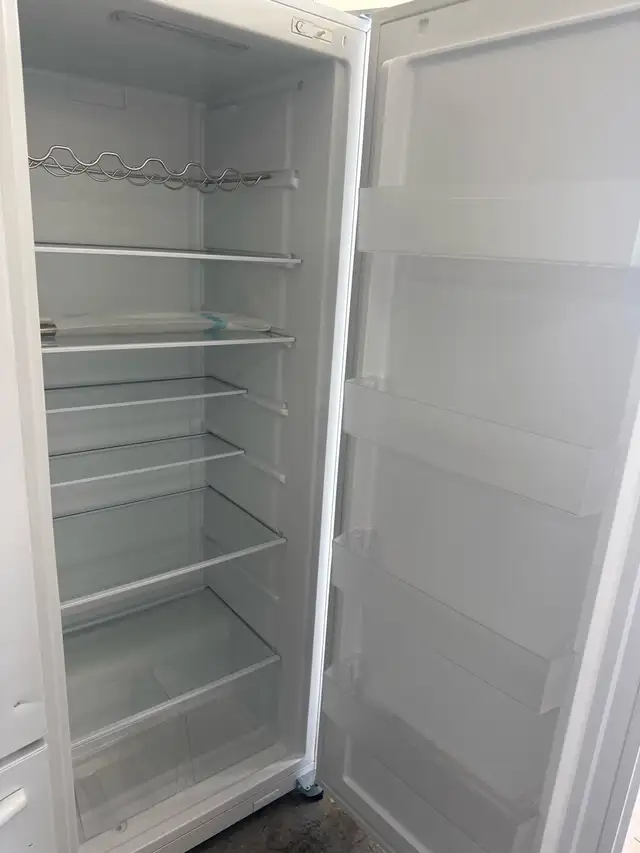 Refrigerator456000955997245441