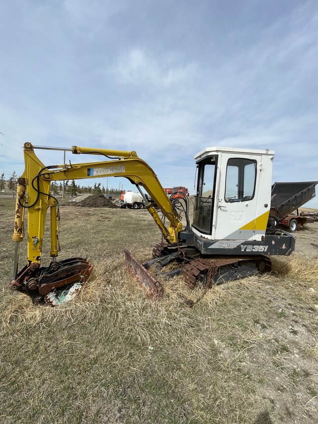 Yanmar YB351 Excavator Heavy Equipment Calgary Kijiji
