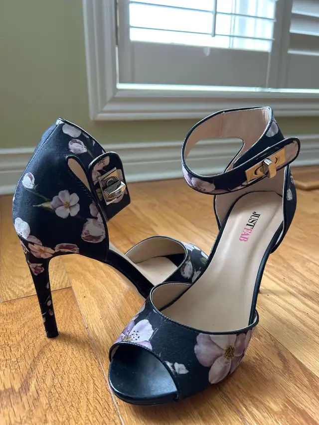 Women’s Dress Shoes - Just Fab Sx8 in Women's - Shoes in Oshawa / Durham Region - Image 2