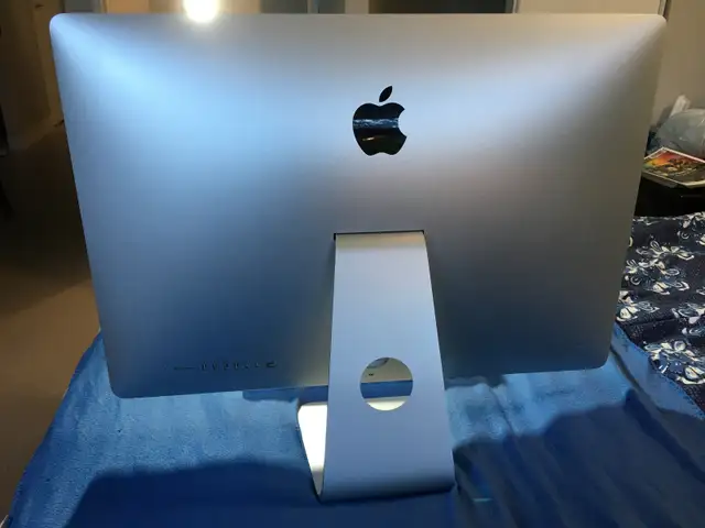 Apple iMac 2013 in Desktop Computers in City of Toronto - Image 8