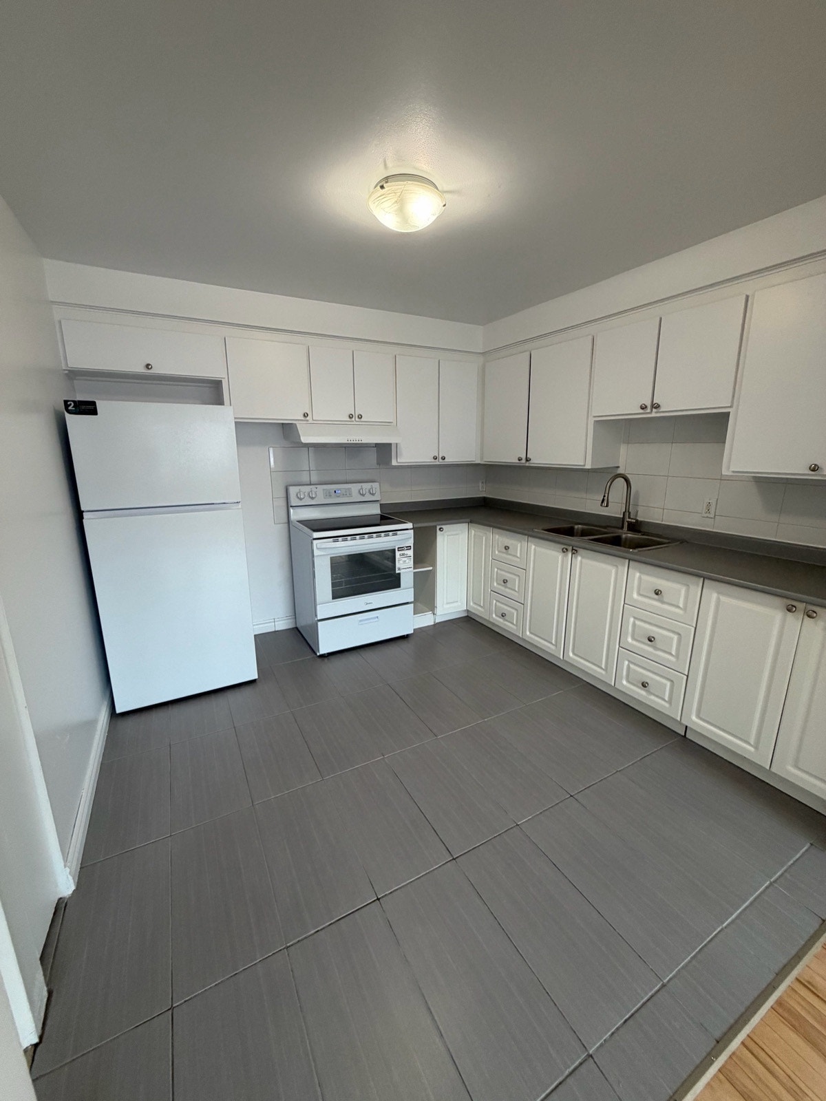 12180 Rue Lachapelle — photo 1