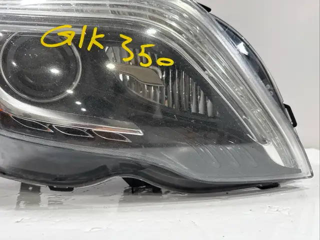 MERCEDES BENZ GLK Class W204 Right Side Xenon Head in Auto Body Parts in Mississauga / Peel Region - Image 6