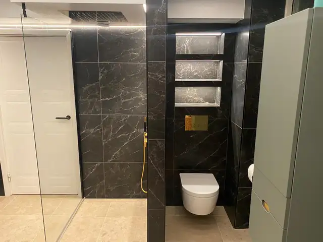 TILE SETTER537087605715783686