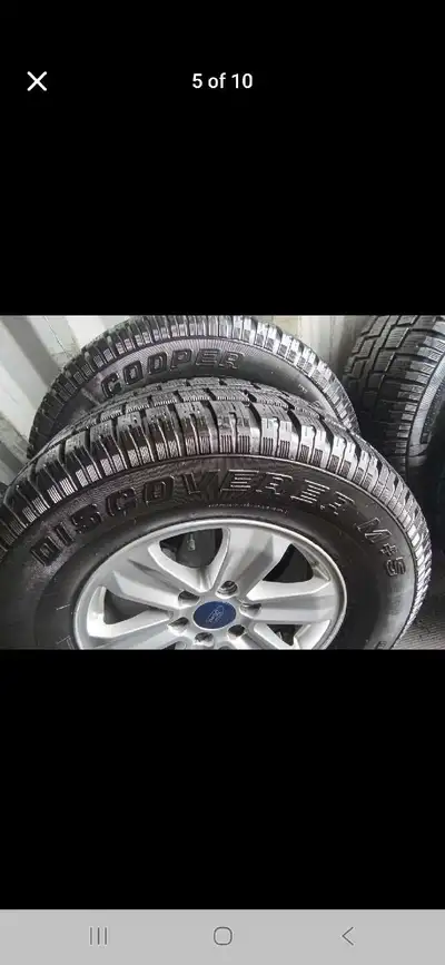 Set of 4 COOPER winter tires with alloy rims Size: 265/70R17 Bolt Pattern: 6×135 Includes: TPMS sens...