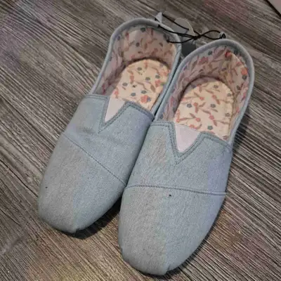 Shoes - Size 8, View more