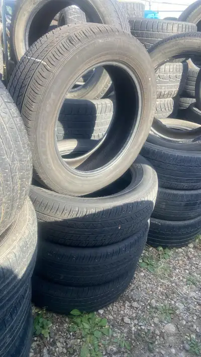 DUNLOP GRANDTREK ST30 225/60 R18 100H M+S 80-70% LEFT TREAD Set of 4 tires: $ 270 Please call me at:...