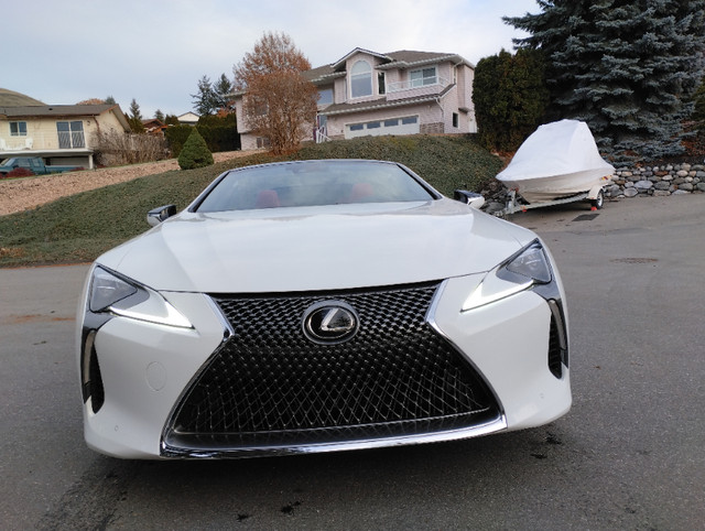 Lexus LC 500 Convertible dans Autos et camions  à Vernon - Image 3