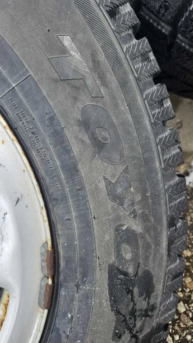 6 bolt 18 inch rims with tires  in Tires & Rims in Barrie - Image 5