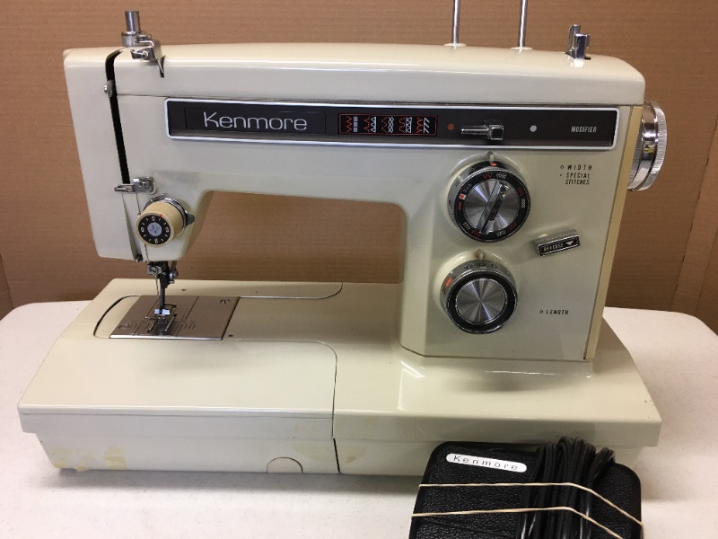 Kenmore 15819411 Sewing Machine Hobbies & Crafts Napanee Kijiji