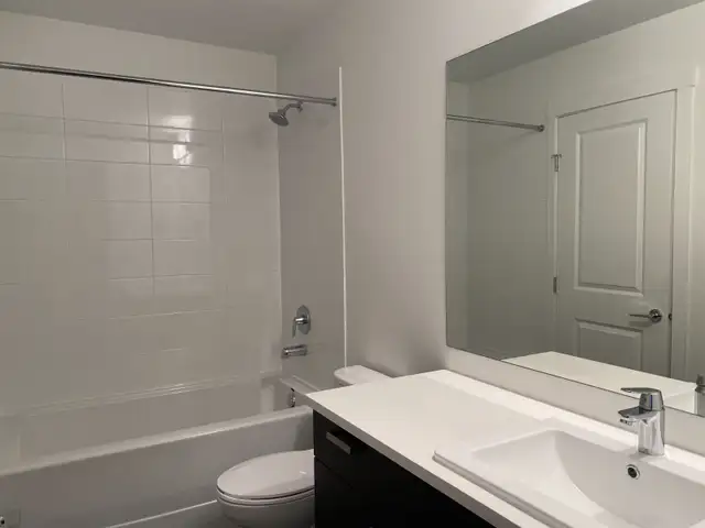 Surrey / Fleetwood One Bedroom + Den in Long Term Rentals in Delta/Surrey/Langley - Image 7