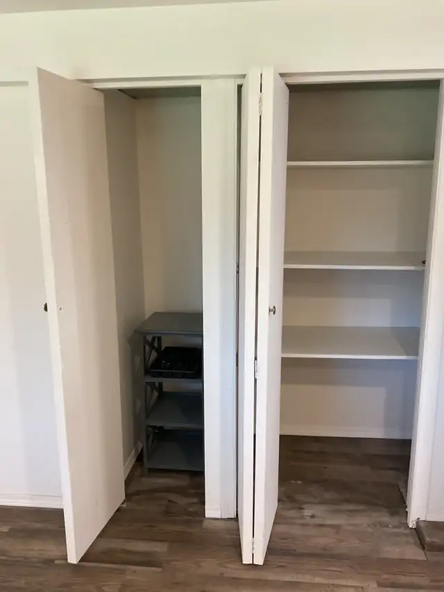 Basement Suite in Esquimalt in Long Term Rentals in Victoria - Image 7