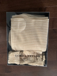 NEW Lord & Taylor Glove and Loop Scarf Set