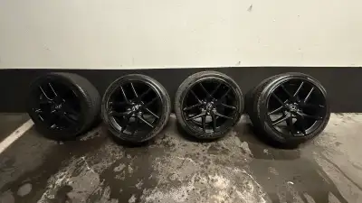 For Sale No trades cash only 2023 Honda Civic Sport OEM 18” Wheel and tires 5x114.3 (5x4.5) 235/40/1...