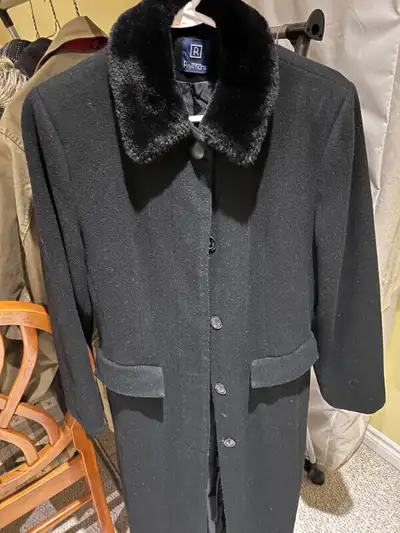 Women's coats, View more