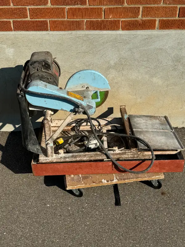 Target Tile Saw, Wet Saw with Water Pump. Professional Tile Saw in Power Tools in City of Toronto - Image 4