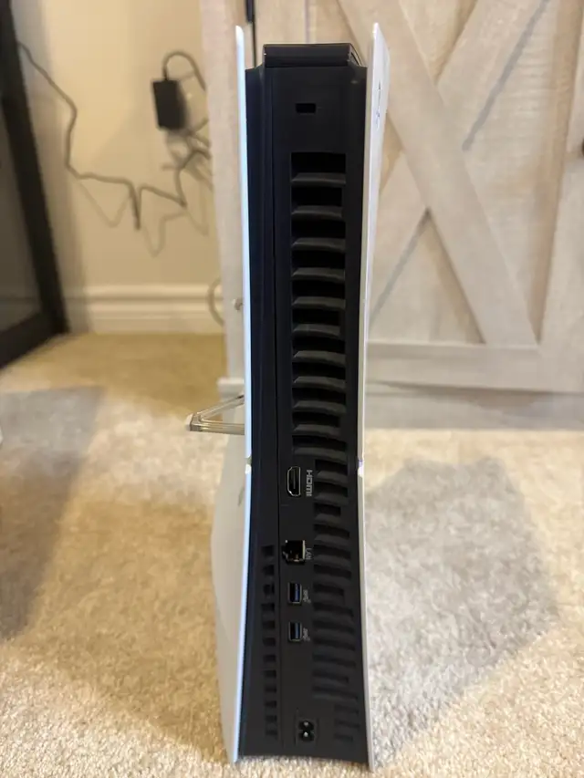 PS5 Slim Disc Package in Sony Playstation 5 in Ottawa - Image 7