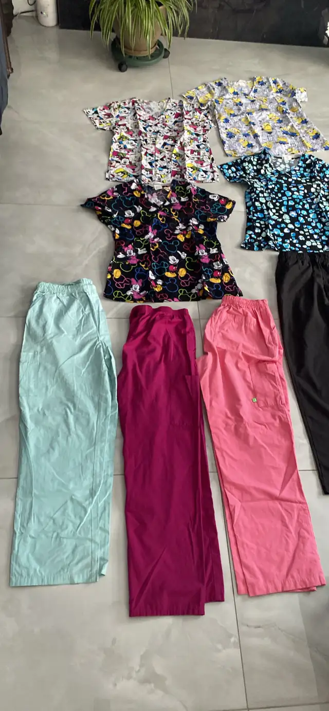 new condition hospital scrubs in Women's - Other in Edmonton - Image 5