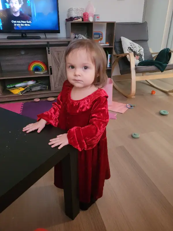 Vêtement Noël fille 2-3 ans in Clothing - 2T in Saint-Hyacinthe - Image 9