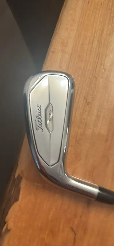 Titleist U505 Utility 4 Iron Left Handed, View more