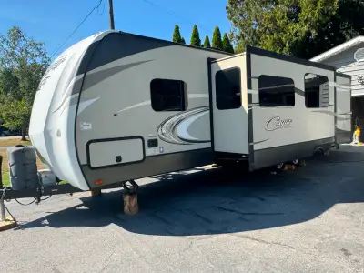 2017 Keystone Cougar 31SQBWE – Sleeps 10 $34,000 | Nelson, BC With housing costs in the Kootenays cl...