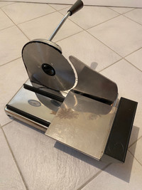 Food slicer