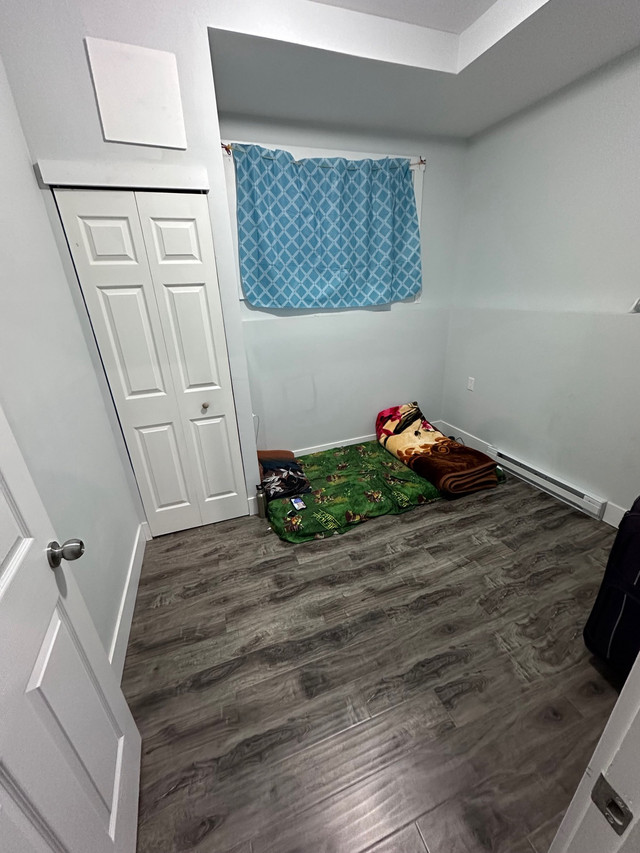 Room for rent in Room Rentals & Roommates in Bedford - Image 2