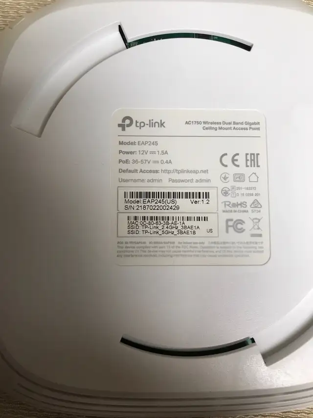 TP-Link EAP245 Wireless Dual Band Gigabit Ceiling Access Point in Networking in Oakville / Halton Region - Image 4