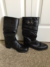 Women's Size 8 Winter Leather Boots Bastien brand Canadian made
