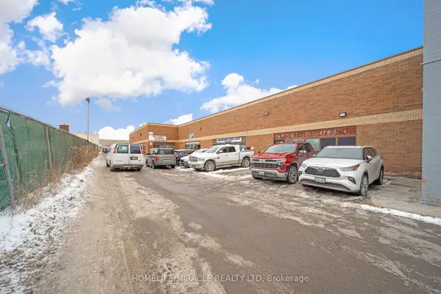 Industrial Brampton Must See!63395519865857127