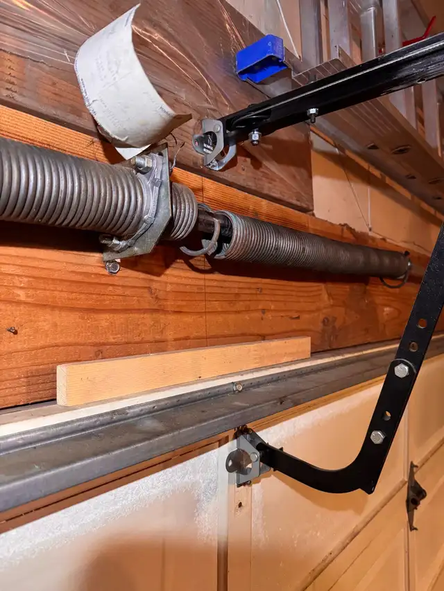 Affordable, Professional Garage Door Services in Other in Saskatoon - Image 11