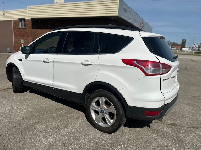 2013 FORD ESCAPE in Cars & Trucks in Owen Sound - Image 3