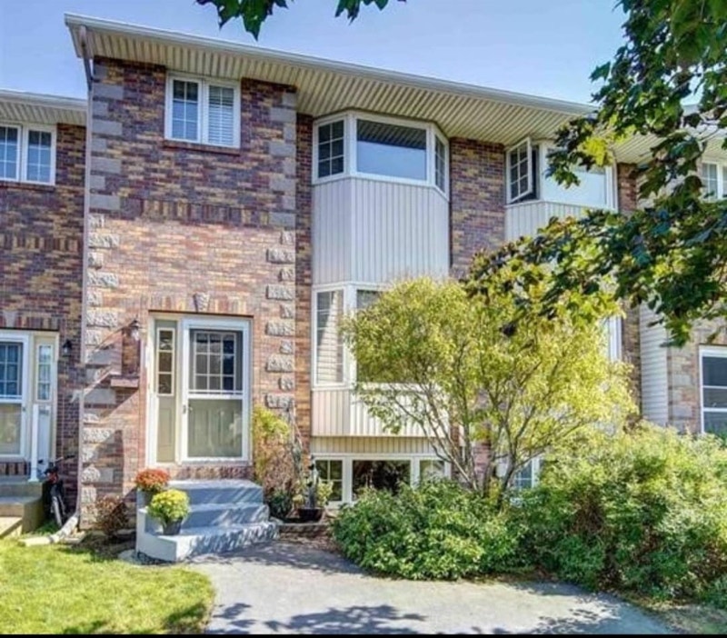 Executive Townhouse For Rent September 1st Long Term Rentals