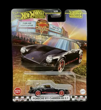 Hotwheels premium boulevard series PORSCHE 911 CARRERA RS 2.7 #121 new. The photographs depict the o...
